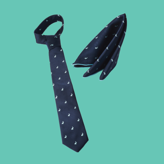 PINEWOOD_RETAIL_TIE_AND_POCKET_SQUARE.png